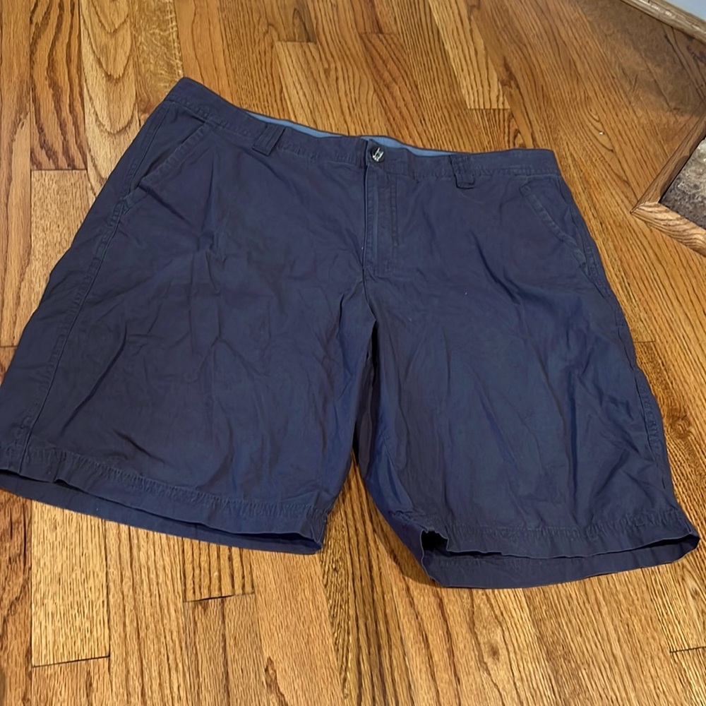 Columbia charcoal grey shorts size 36